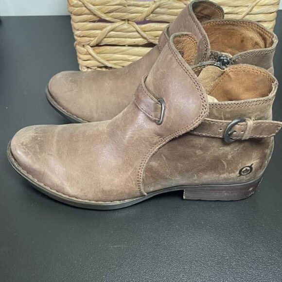 Born Distressed Brown Leather Ankle Boots Size 8.5 / 40 M Boho Moto Western - Picture 3 of 15